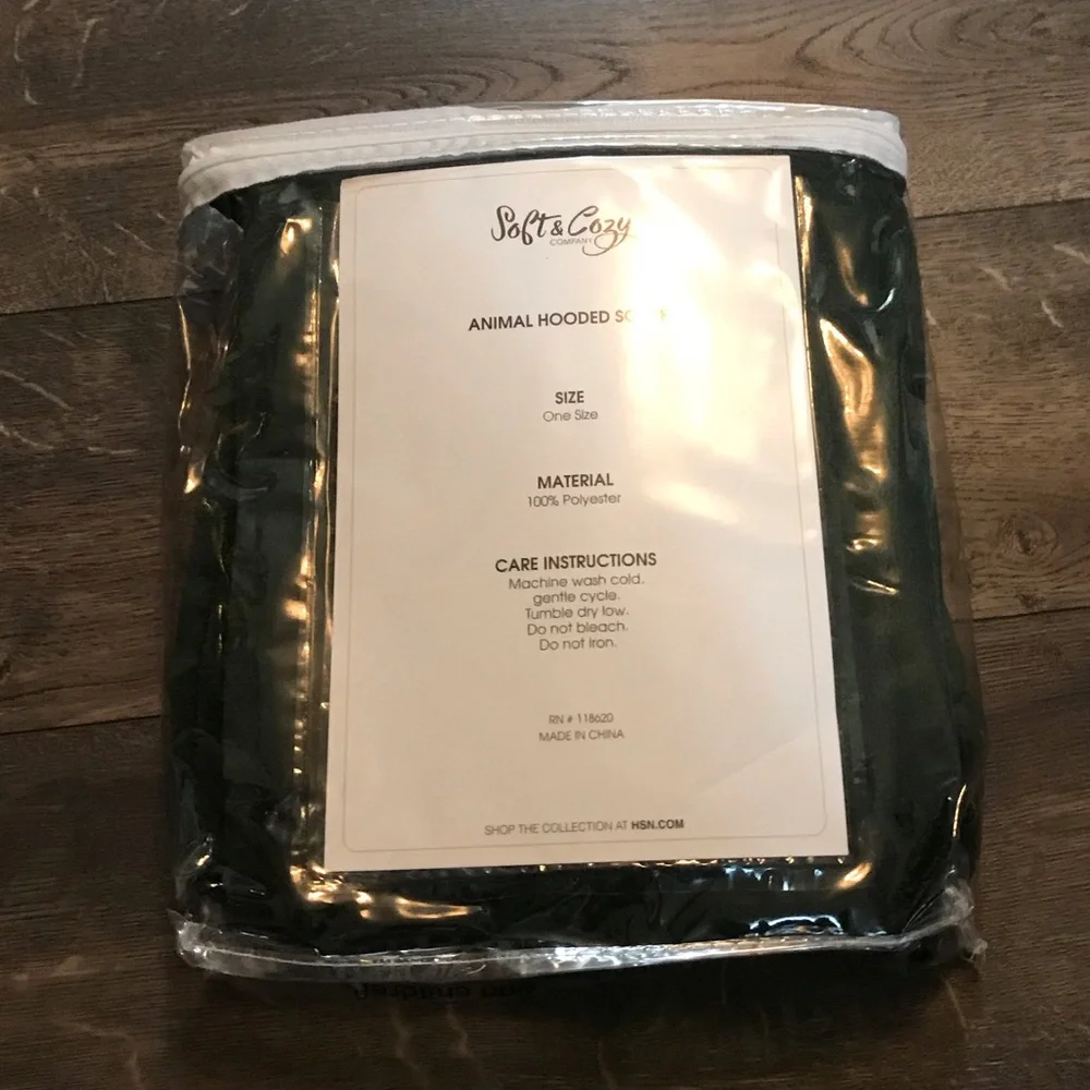 Soft &‎ Cozy Animal Hooded Scarf NIB